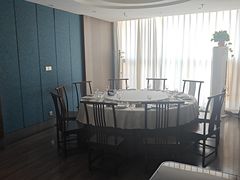 -梅花香里大酒店(郁金香路店)
