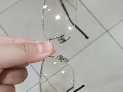 -豪门视光·星趣控·蔡司依视路眼镜代理商(中央大街店)