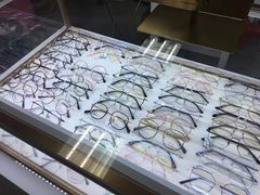 -三叶眼镜城·好视力眼镜店