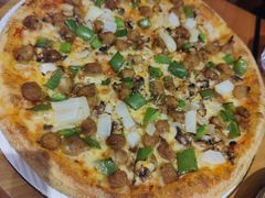 炭烤牛肉披萨-魏斯理汉堡(西安沣东吾悦店)