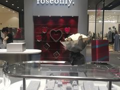 -ROSEONLY诺誓(青岛万象城店)