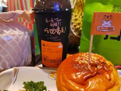 -HUZI虎滋精酿餐吧(京西大悦城店)