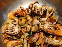 -七欣天香辣蟹火锅(上海银亿滨江店)