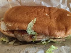 -麦当劳(乳山路店)