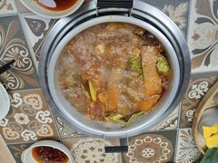 -顶上头·螺蛳火锅(五一新村店)