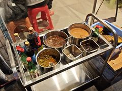 餐具摆设-筒骨麻辣烫(永同昌公寓胜明花园店)