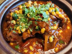 黄豆烧猪手-東舍食唐精品陕菜馆