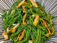-伊带伊路新疆美食府(呼家楼店)