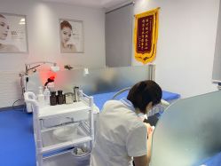 -蕾特恩专业祛痘国际连锁