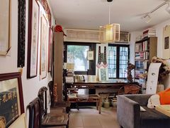-邊城書店
