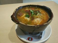 -闫家驴肉老店(华电一校店)