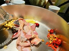 -马家斑.鲜鱼火锅(松湖万科店)