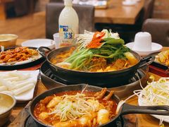 土豆排骨火锅-喇喇排骨火锅·传统韩式脊骨汤(望京西园总店)