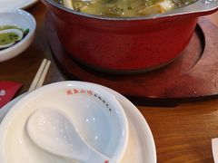 -周鱼小馆石锅酸菜鱼(活力汇店)