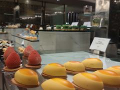 -圣丰索菲特·2 On 988 Café 自助餐厅