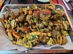 手抓海鲜-鑫渔港海鲜本地菜·山海关浑锅(东戴河店)