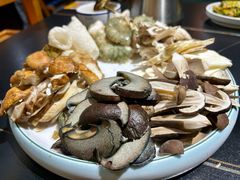 -野菌皇海景野生菌火锅(滨海大道店)