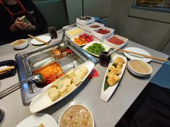 -海底捞火锅(杭州滨江九宜城店)