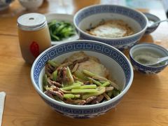 -沪西老弄堂面馆(定西路店)