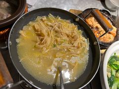 -小菜园新徽菜(芜湖镜湖苏宁店)