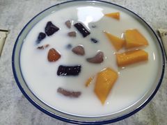 水牛奶紫米芒果芋圆-水牛奶皇后糖水铺(深圳总店)