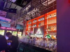 -UP嘻哈酒吧(粉巢店)