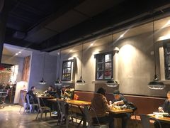 大堂-怪噜范·老贵阳街头名小吃(汇金星力城店)
