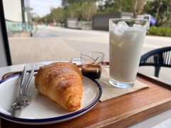 -LAVAZZA拉瓦萨咖啡(仁恒梦中心店)