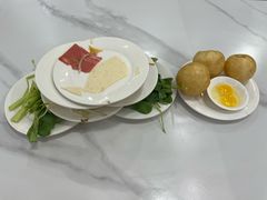 -蒙自过桥米线馆(富仁坊店)