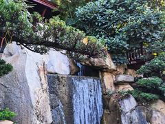 -七彩云南古滇温泉山庄