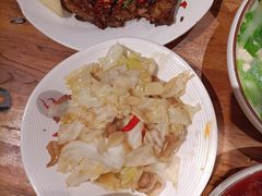 -老滇山寨•云南特色菜•地方菜•民族风情歌舞表演(金碧店)