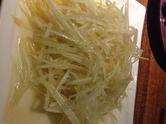 凉拌木瓜丝-食欲老院子荆芥疙瘩汤(经五路店)