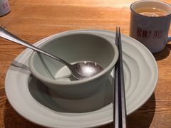 -蜜桃餐厅·伴山(湖滨商业街店)