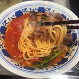 我太喜欢番茄味道了，放了一袋番茄底料外加一个番茄