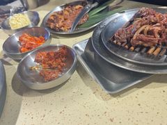 -安小胖韩国烤肉(财富广场画苑小区店)