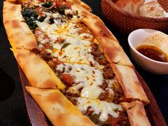 四季皮塔饼-Efes Turkish & Mediterranean Cuisine 艾菲斯餐厅(陆家嘴店)
