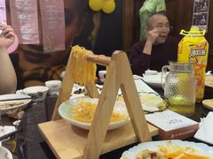 -东口码头·烧鸽子·鱼头泡饼·地方菜(金鹰悦城店)