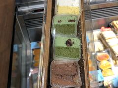 慕斯白玉卷-欧式面包坊(青岛万象城店)