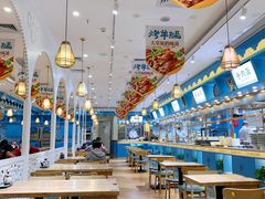 大堂-清真·西域伙伴牛肉面·羊肉串(融创店)