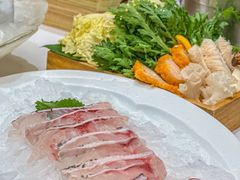 -京彩臻品火锅