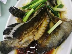 -小辣妹川味海鲜加工店(第一市场椰风巷店)