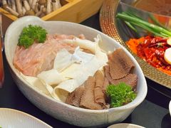 -廖掌柜·重庆鲜货火锅(上海首店)
