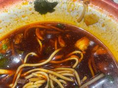 -汪胖子襄阳牛肉面(华丰路店)