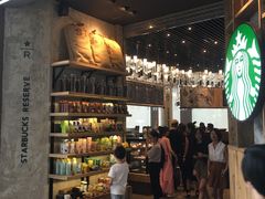 -星巴克臻选(湖滨道店)