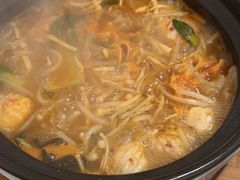 -云水越米线·辣哆辣(青岛店)