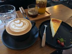 -转山咖啡(松柏社区店)