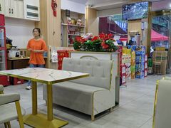 -江城燕子大排档(江汉路步行街店)