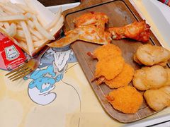 -蓝精灵乐园·世茂精灵之城主题乐园
