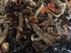 -溢心园香河肉饼总店