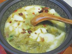 -周鱼小馆石锅酸菜鱼(活力汇店)